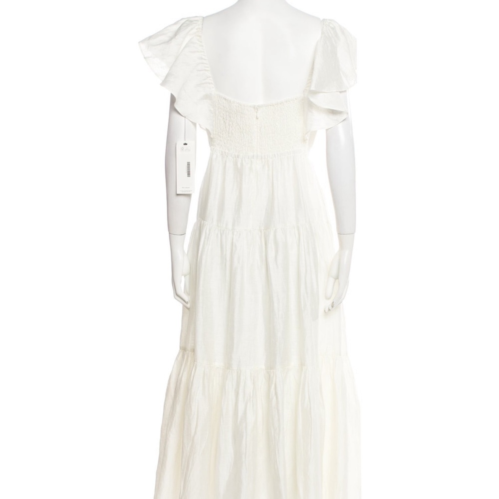 Elegant White Maxi Dress - Picture 3 of 3